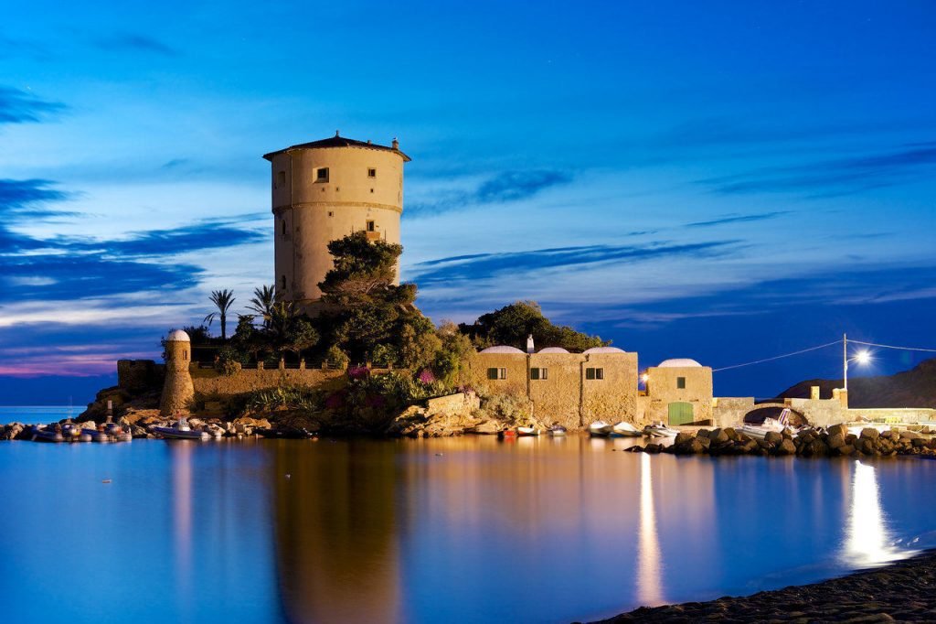 Isola del Giglio: Torre Campese